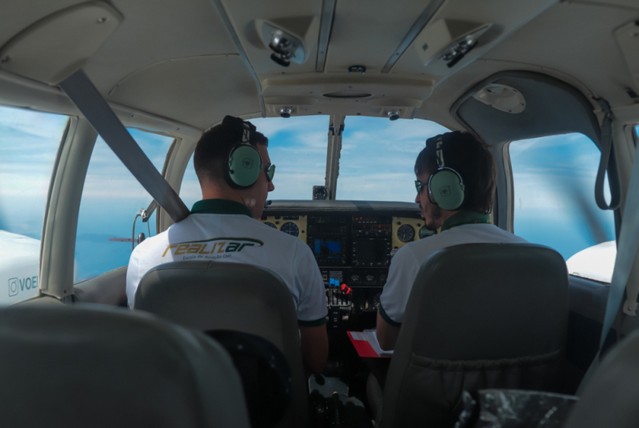 Aula Prática para Piloto Privado de Avião Santo Estevao - Aula Prática para Piloto de Avião Bimotor