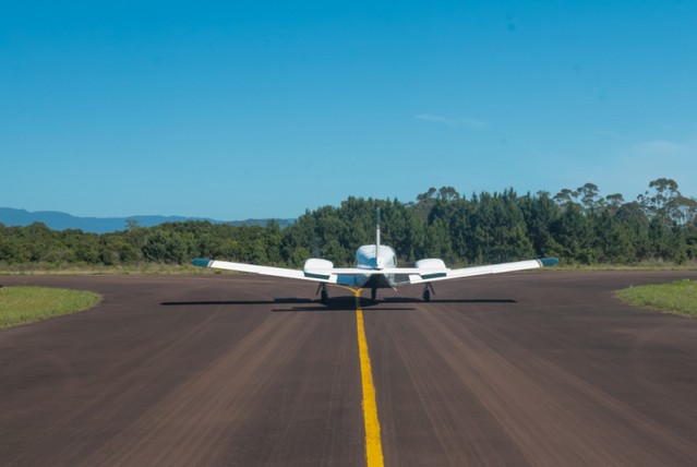Escola de Formação de Piloto Privado de Avião Quedas do Iguaçu - Escola de Formação de Piloto Comercial de Avião