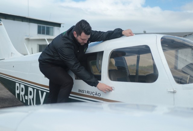 Escola de Formação de Pilotos de Aeronaves Telefone São Miguel do Iguaçu - Escola de Pilotagem Avião