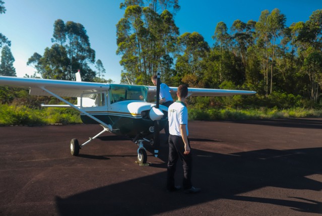 Qual o Valor de Curso Presencial de Piloto Comercial Quedas do Iguaçu - Curso Presencial de Pilotagem de Avião