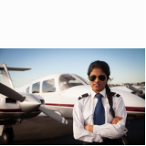 curso para pilotos de avião comercial Mandaguaçu